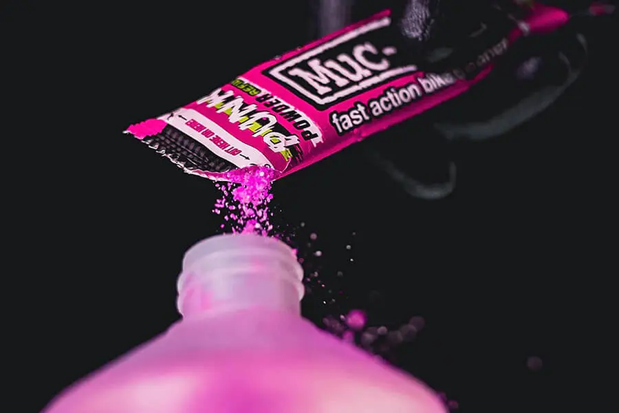 Muc-Off Punk Powder Cleaner 4 Pack (Makes 4l of Nano Tech) – view 4