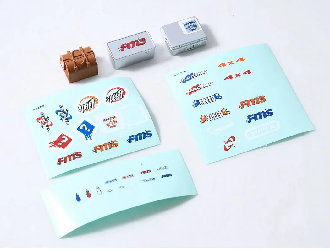 FMS 1:18 Luggage Carrier Set – view 3
