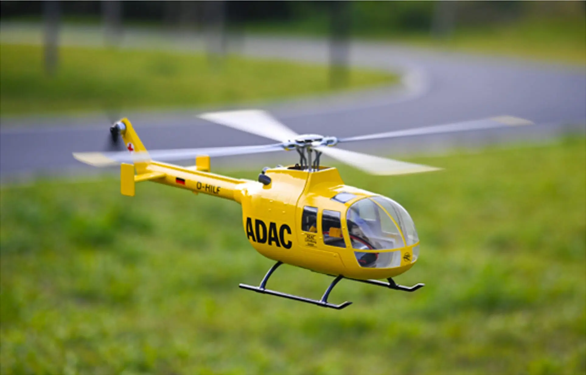 Flywing BO-105 RC Helicopter RTR Grey — Servo Failure (Warranty Return) – view 3