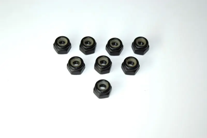 Nylon Nut M4 (8)