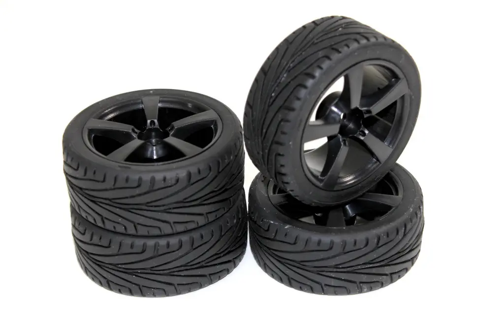 Wheel Set Onroad "5 Spoke / Profile" Black 1:10 (4 Pcs)