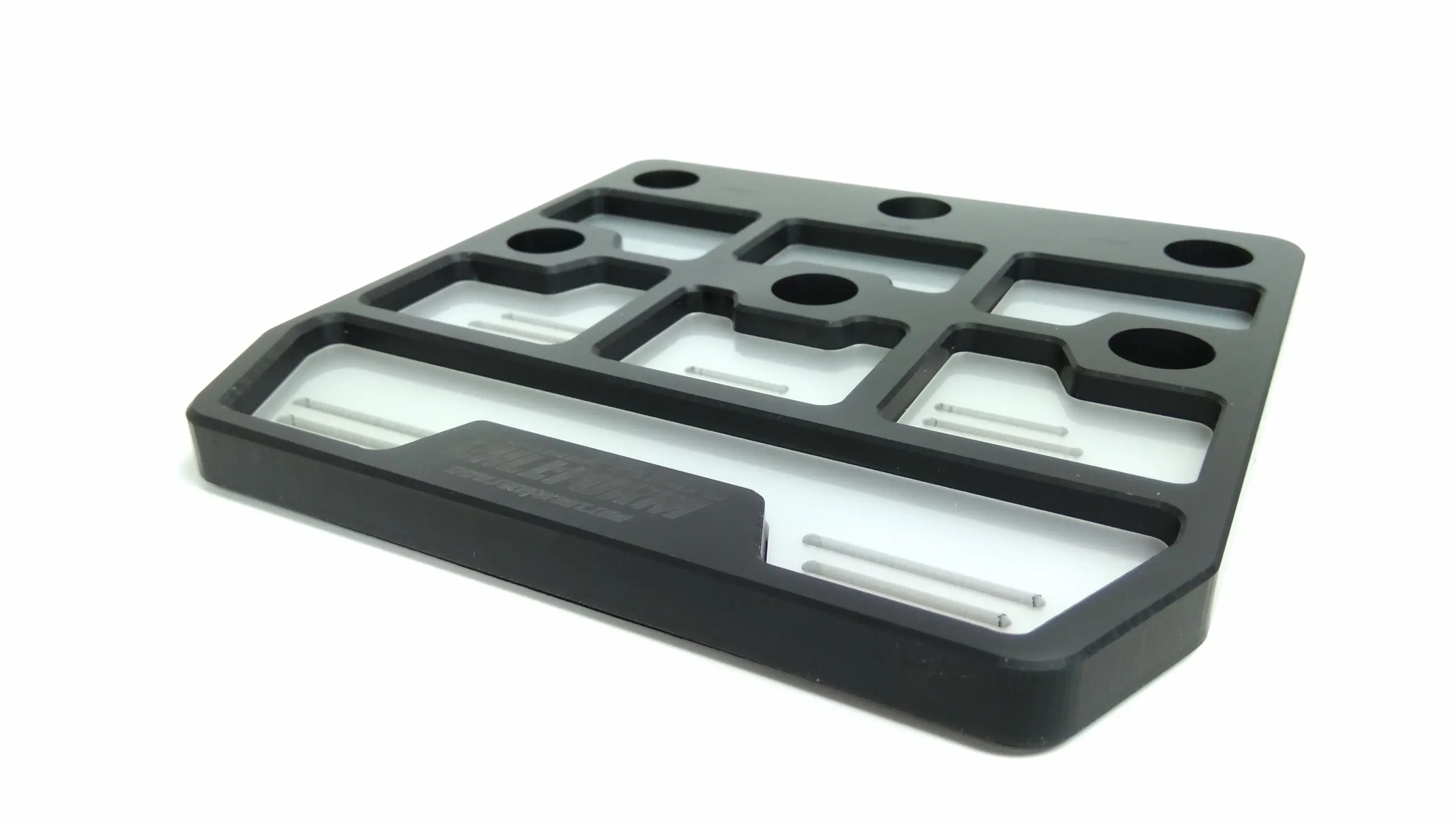 Raceform LAZER DIFFERENTIAL REBUILD PIT – Pearl White