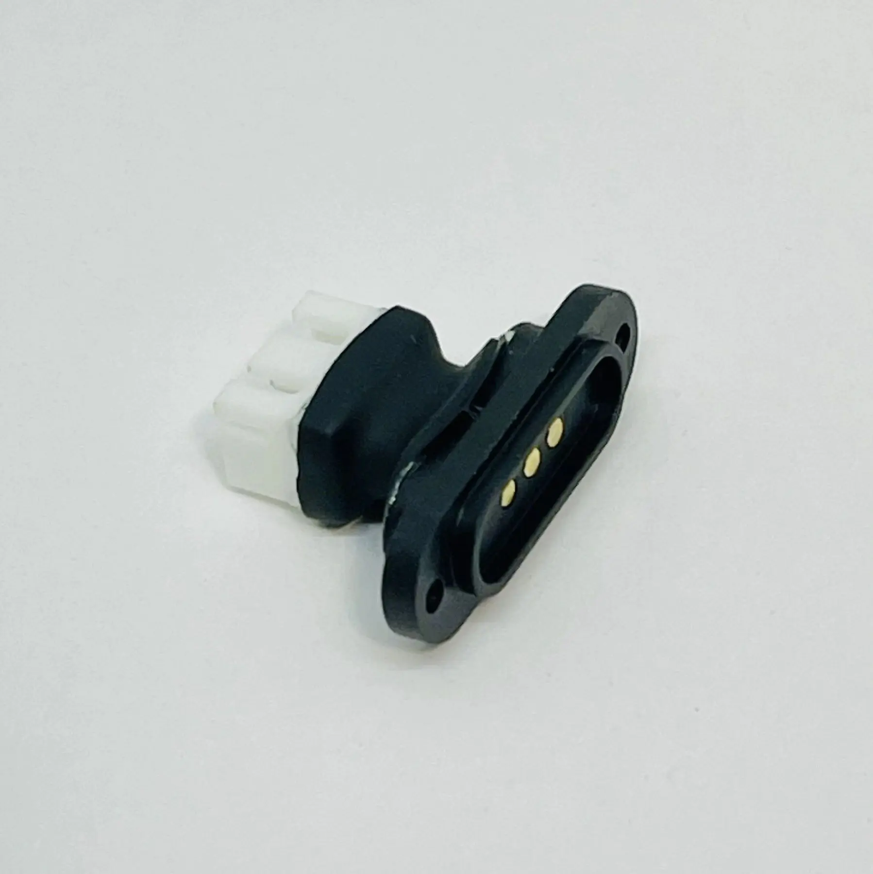 Klinik RC Magnetic Charging System Female End w/Mounting Hardwa