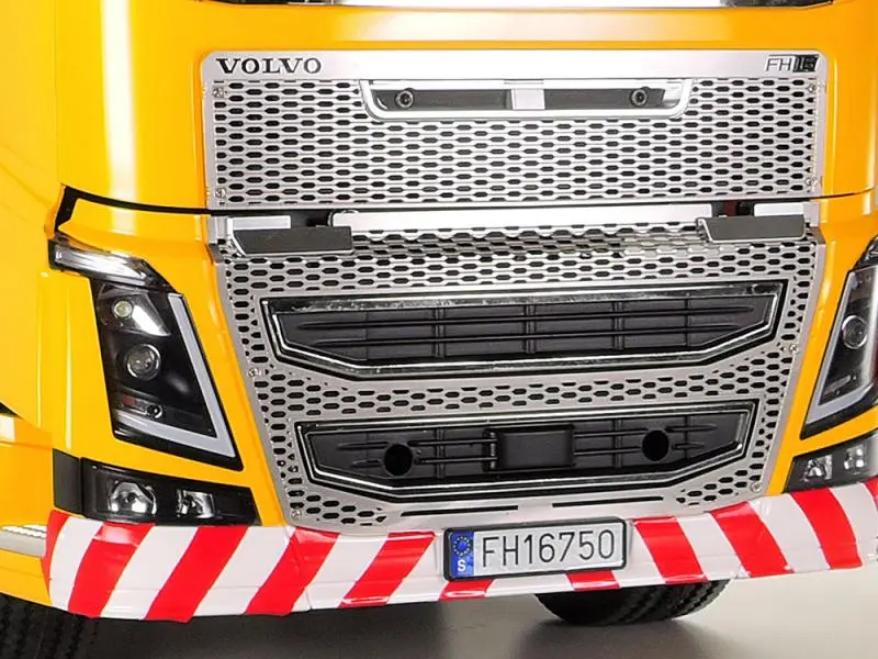 Tamiya Volvo FH16 Globetrotter 750 8x4 Tow Truck 1:14