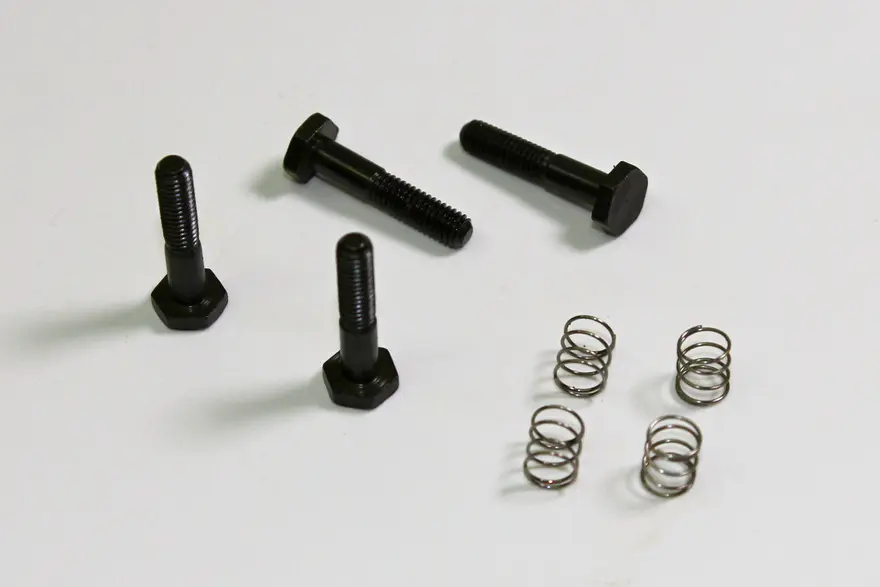 Team C Brake Screws/Brake Pad Spring (4) 1:8 Comp. (T08781)