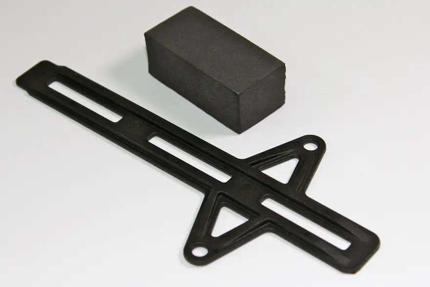 Team C Battery Mount 2WD Comp. Truggy /SC Truck (TG2007)