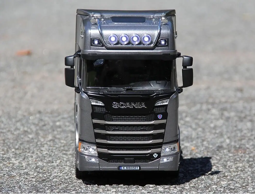 Huina Scania K770S-100 6x6 RC Haulage Truck RTR - Silver